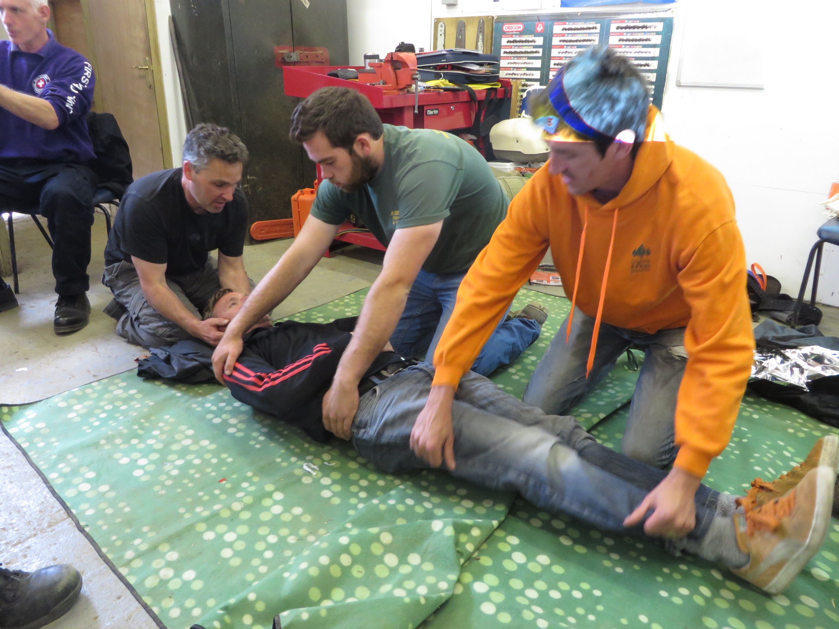 Outdoor First Aid At Work Scott Fraser Training